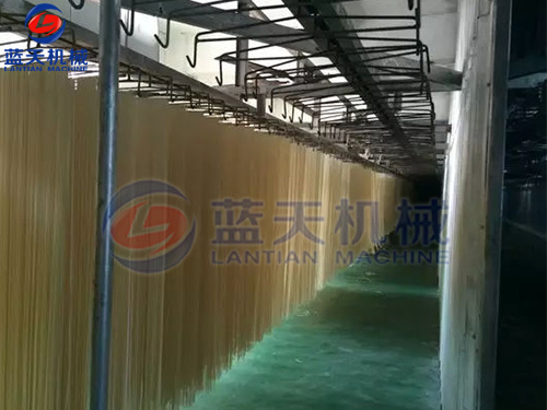 河北掛面烘干機用戶(hù)現場(chǎng)